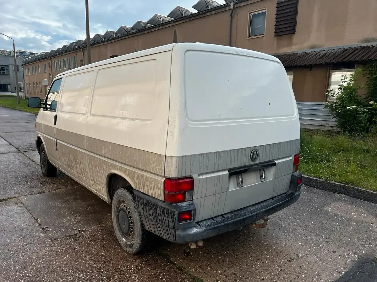 Gebraucht VW T4 102 PS (75 kW) 2002 Weiß Van