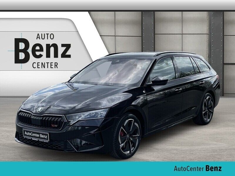 Schwarz Gebraucht 2022 Skoda Octavia RS Kombi | 42.990 € (Teuer) - Bild 1/4