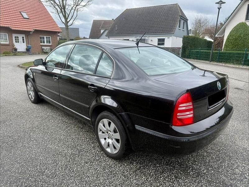 Gebraucht Skoda Superb 193 PS (141 kW) 2003 Schwarz Limousine