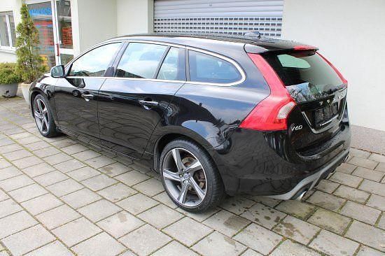 Occasion Volvo V60 R-Design 181 ch (133 kW) 2014 Noir Break