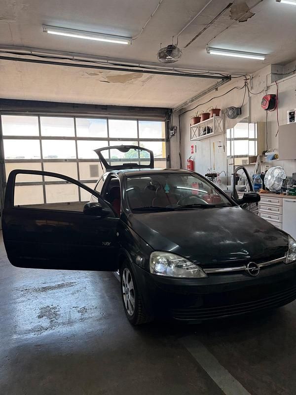 Schwarz Gebraucht 2003 Opel Corsa Kleinwagen | 1.200 € (Fairer Preis) - Bild 1/4