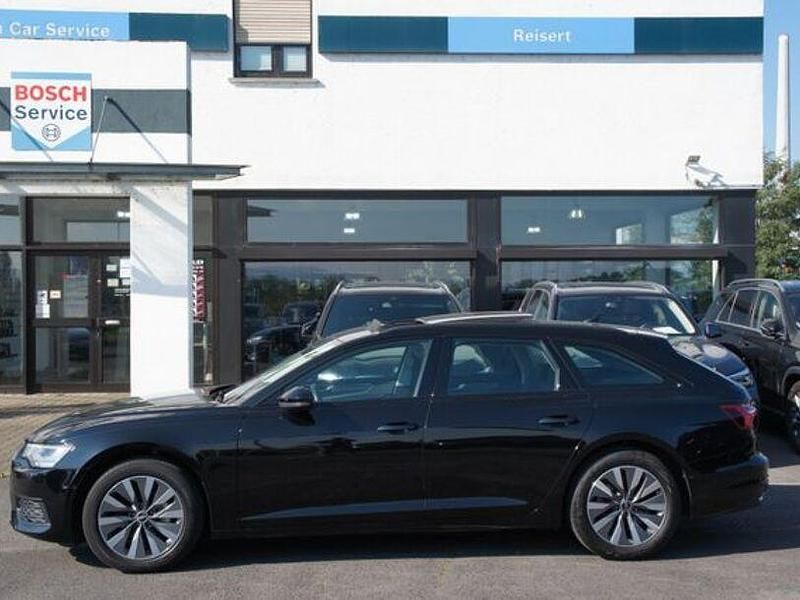 Gebraucht Audi A6 Basis 204 PS (150 kW) 2021 Schwarz Kombi