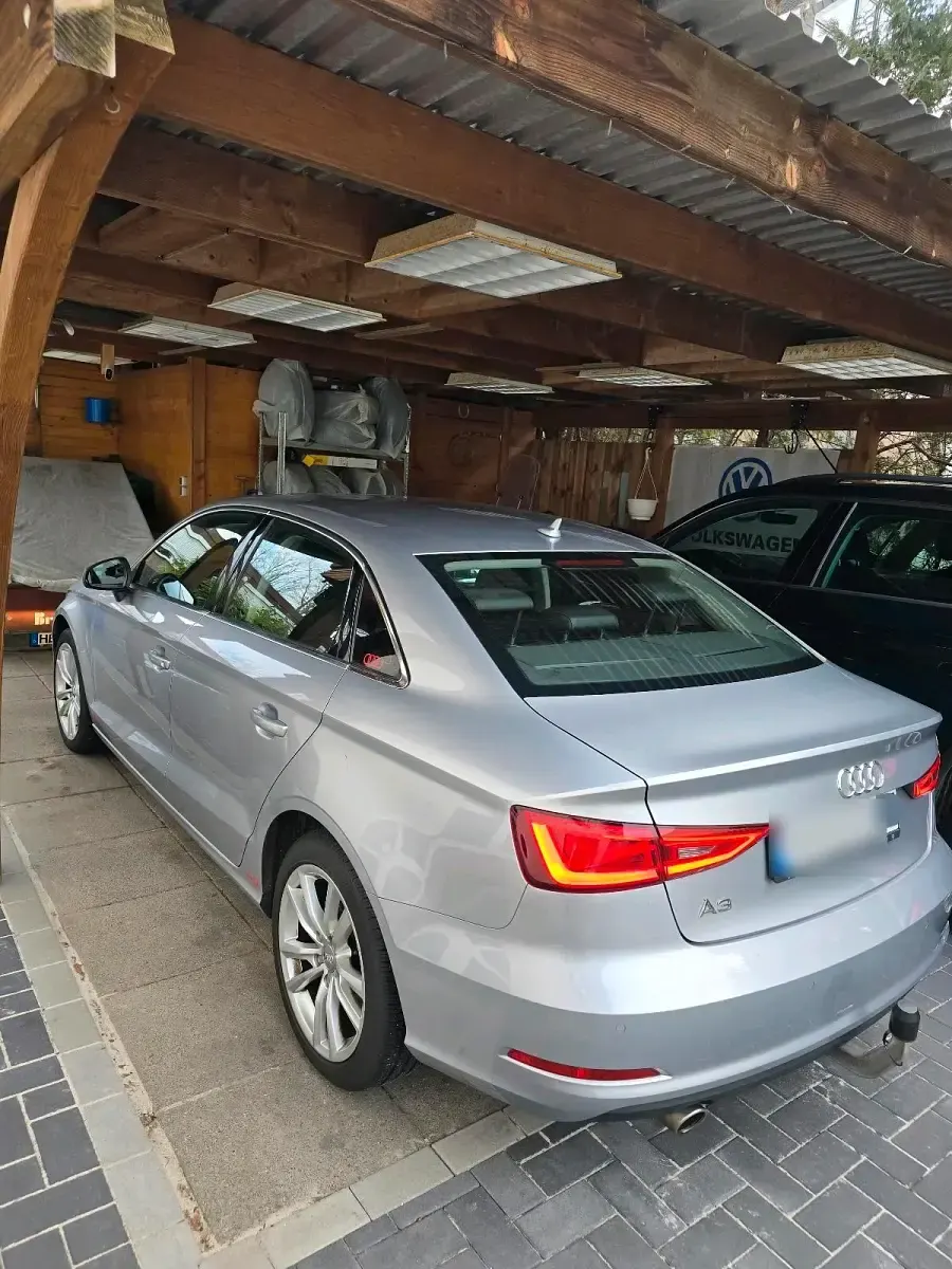 Gebraucht Audi A3 110 PS (80 kW) 2015 Grau Limousine