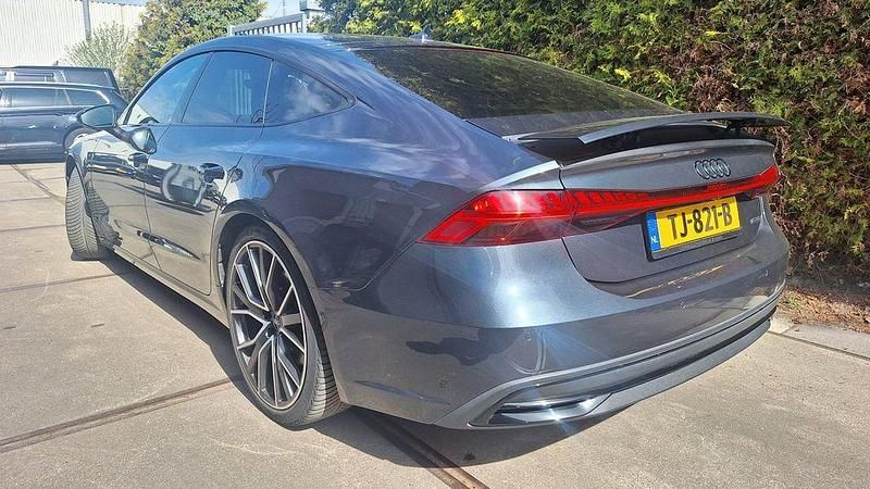 Second-hand Audi A7 Proline 340 CP (250 kW) 2018 Albastru Berlinǎ