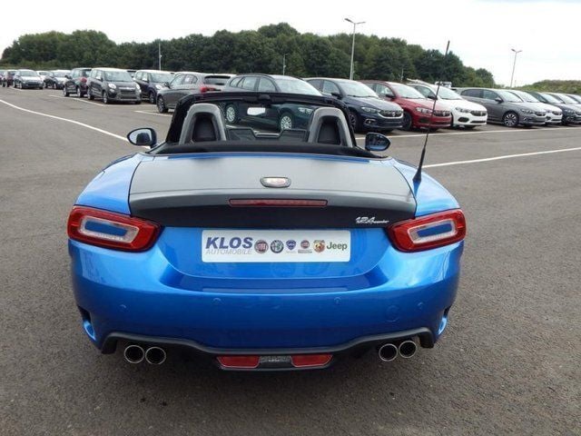Gebraucht Abarth 124 Spider 170 PS (125 kW) 2017 Blau metallic Cabrio