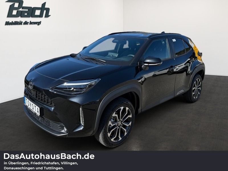 Mysticschwarz Gebraucht 2025 Toyota Yaris Cross SUV | 29.570 € (Superpreis) - Bild 1/4
