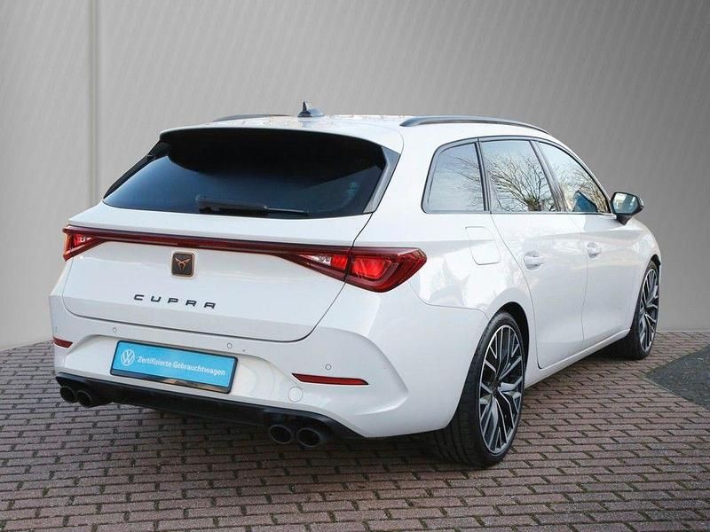 Gebraucht Cupra Leon VZ1 300 PS (220 kW) 2024 Weiß Limousine