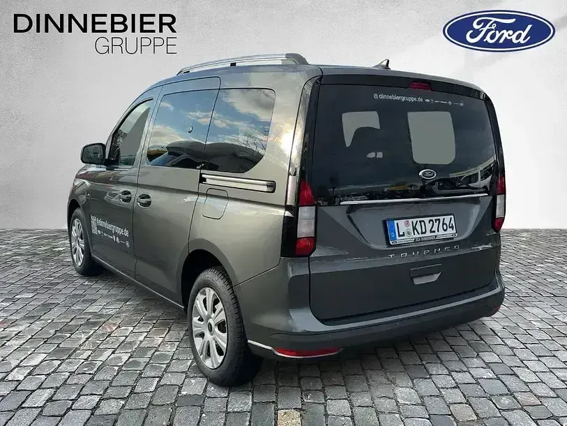 Gebraucht Ford Tourneo Connect Titanium 122 PS (89 kW) 2025 Grau (metallic) Van / Kleinbus
