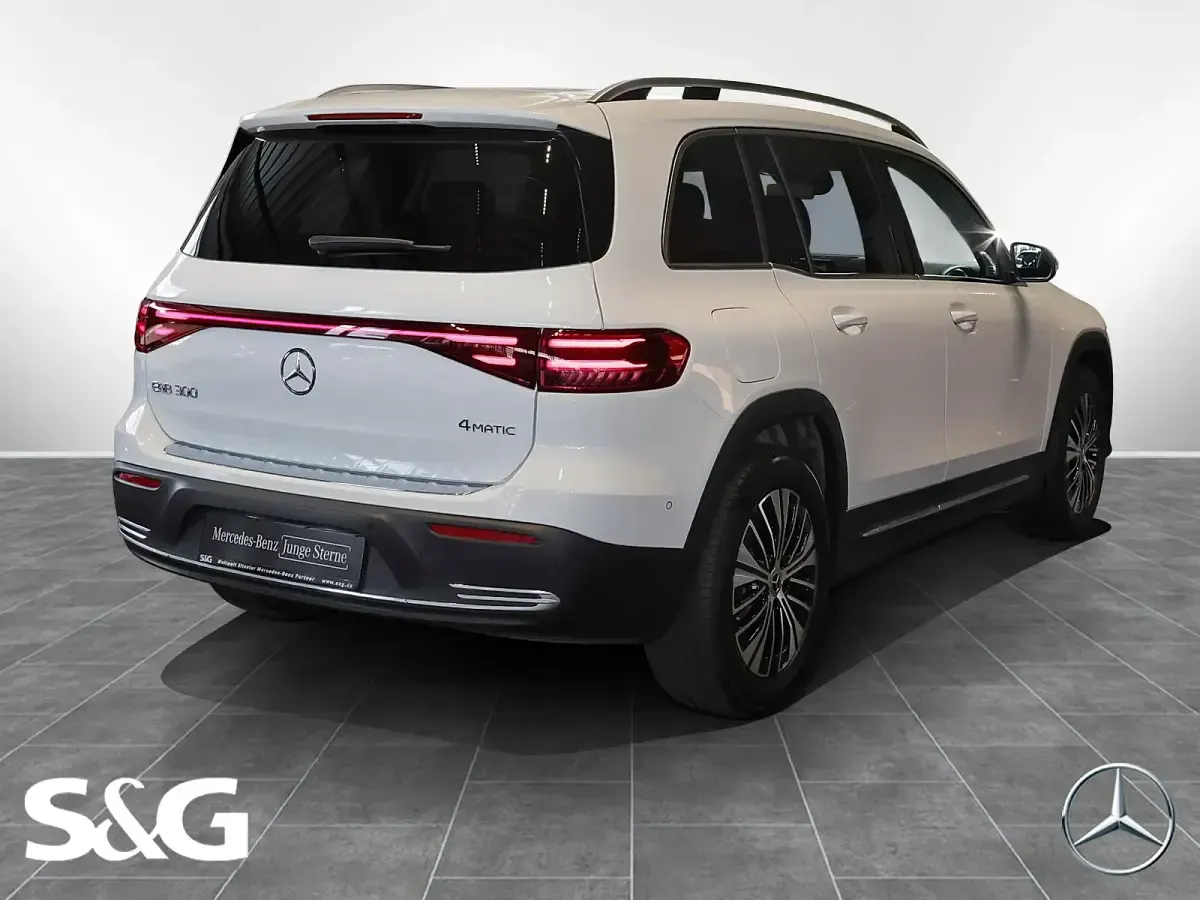 Gebraucht Mercedes EQB300 Progressive 167 kW (228 PS) 2025 Unilack polarweiß SUV