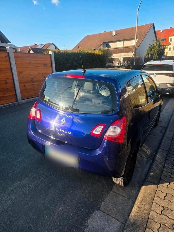 Gebraucht Renault Twingo 79 PS (58 kW) 2013 Blau Kleinwagen