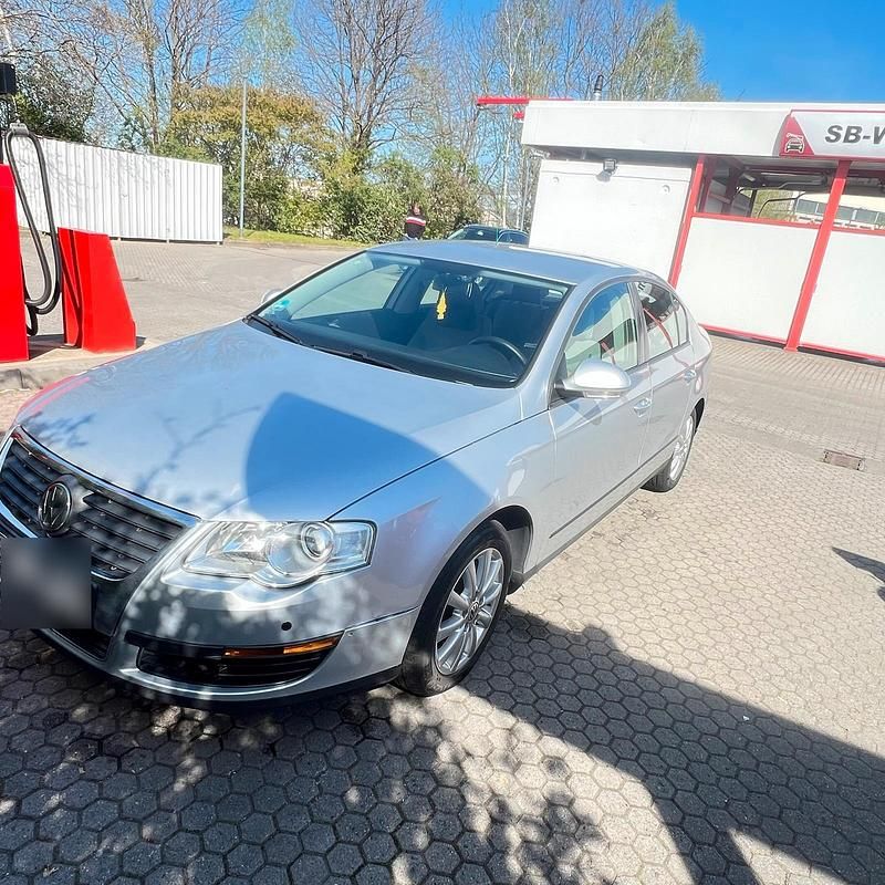 Usata VW Passat 116 CV (85 kW) 2005 Grigio Berlina