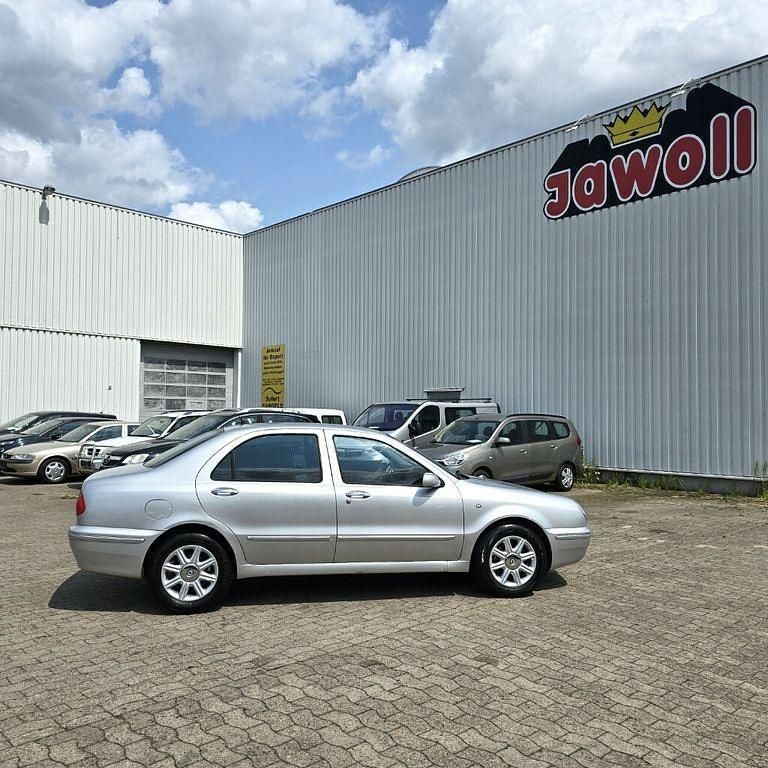 Gebraucht Lancia Lybra 154 PS (113 kW) 2000 Silber Limousine