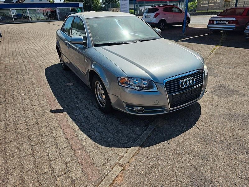 Grau Gebraucht 2006 Audi A4 Limousine | 999 € - Bild 1/4