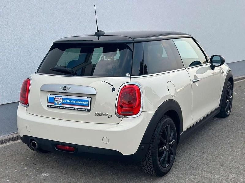 Gebraucht Mini Cooper D 116 PS (85 kW) 2015 Weiß Kleinwagen