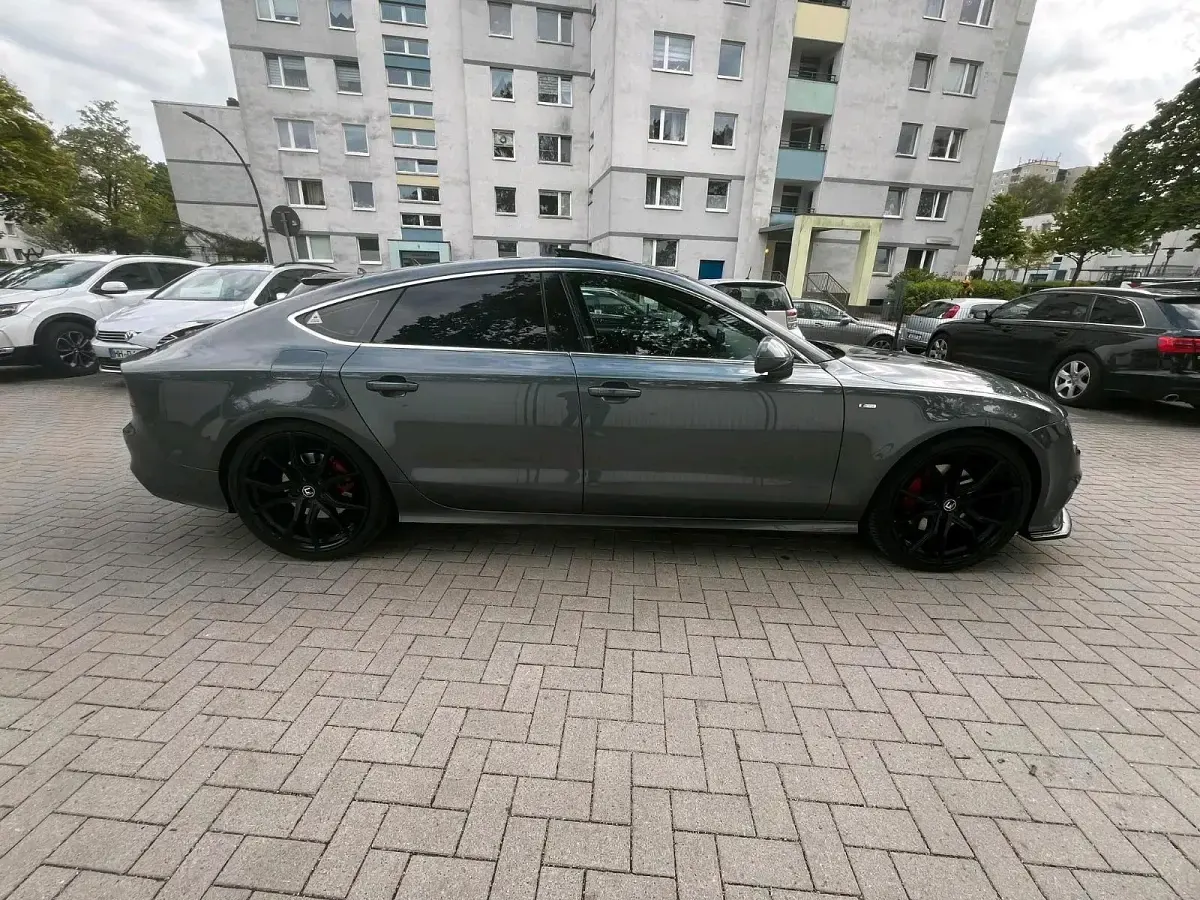 Gebraucht Audi A7 Sportback 245 PS (180 kW) 2012 Grau Kleinwagen