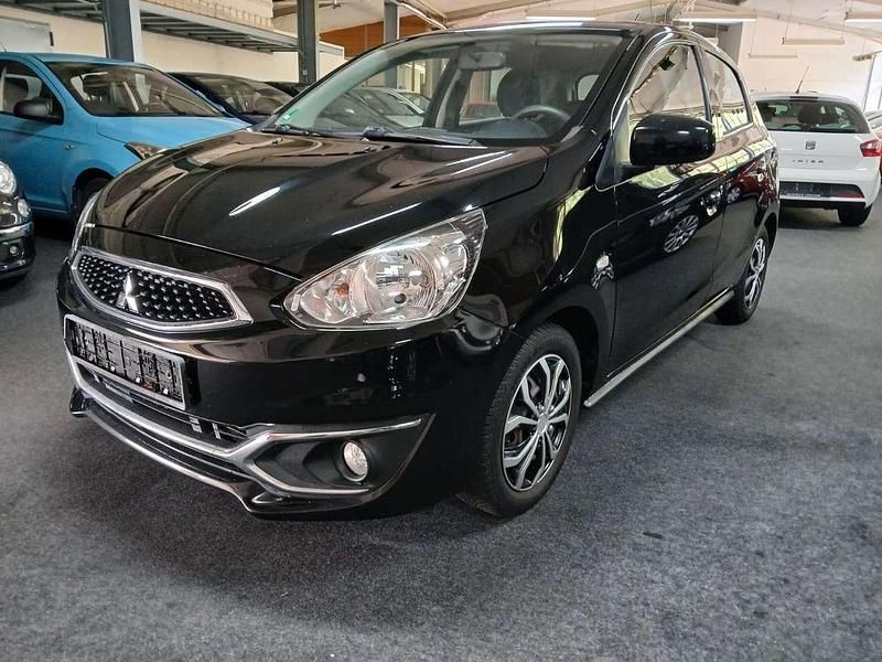 Schwarz Gebraucht 2017 Mitsubishi Space Star Edition Kleinwagen | 6.900 € (Fairer Preis) - Bild 1/3