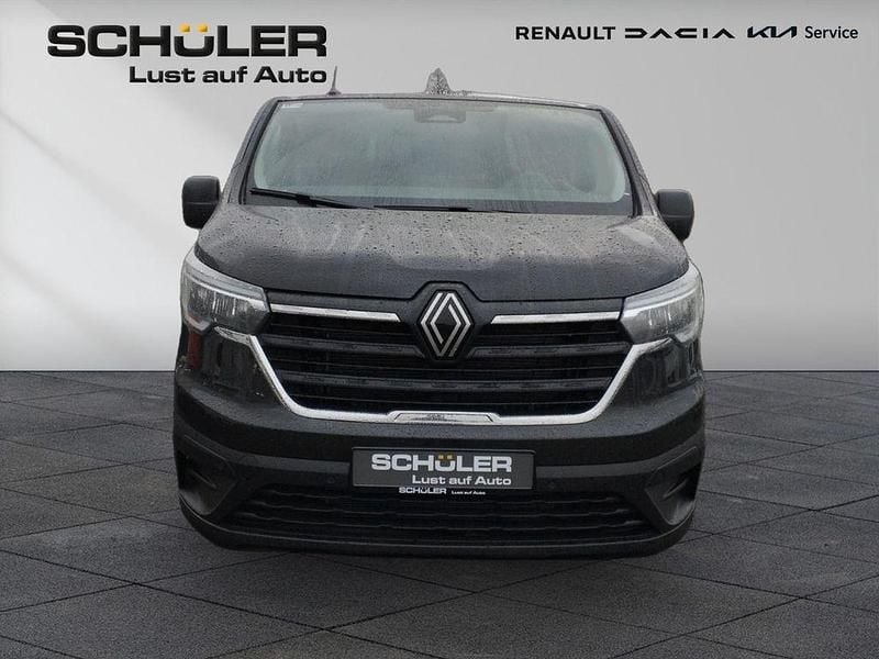 Neu Renault Trafic Komfort 110 PS (80 kW) 2026 Schwarz Van / Kleinbus