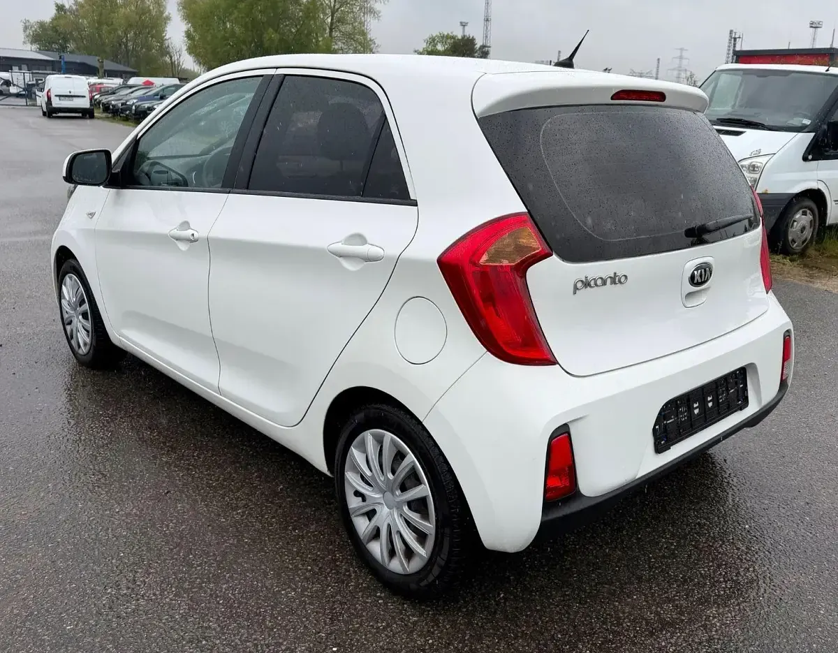Gebraucht Kia Picanto Edition 7 67 PS (49 kW) 2016 Weiß Kleinwagen