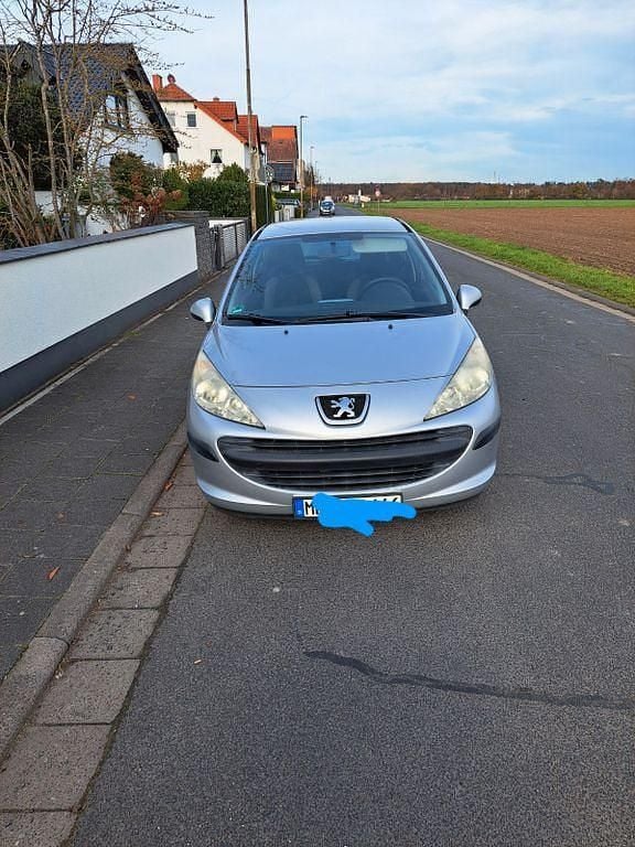 Gebraucht Peugeot 207 Urban Move 73 PS (53 kW) 2007 Silber Limousine