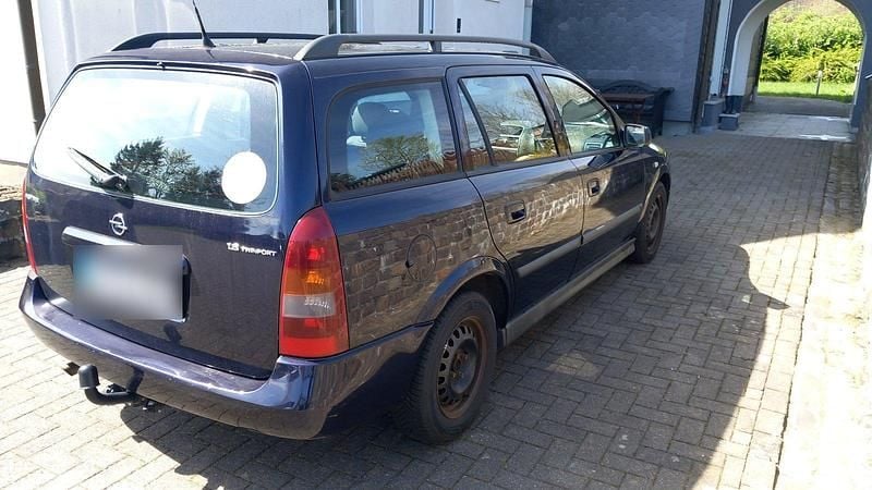 Gebraucht Opel Astra 103 PS (75 kW) 2003 Blau Kombi