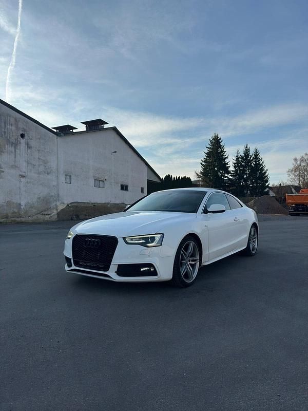 Gebraucht Audi A5 S-Line 245 PS (180 kW) 2012 Weiß Coupé