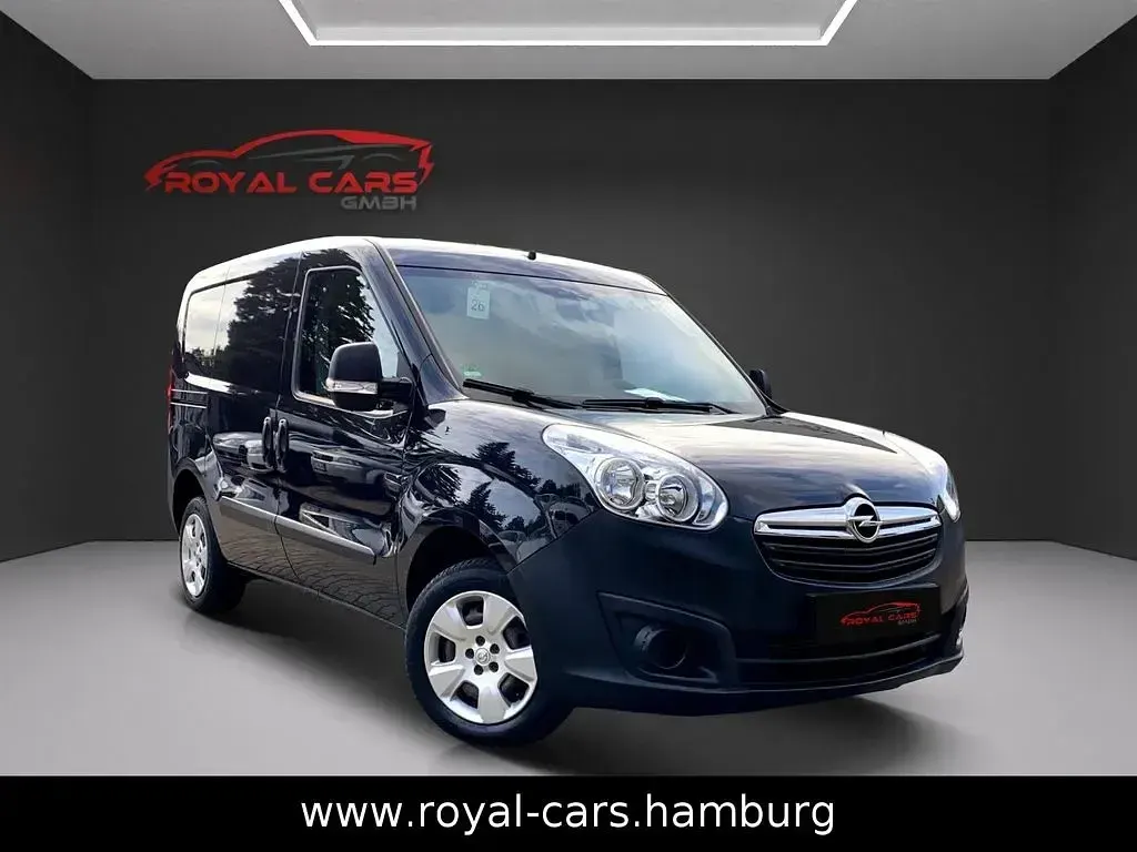 Gebraucht Opel Combo Edition 95 PS (69 kW) 2017 Mitternachtsschwarz mi2 Van / Kleinbus