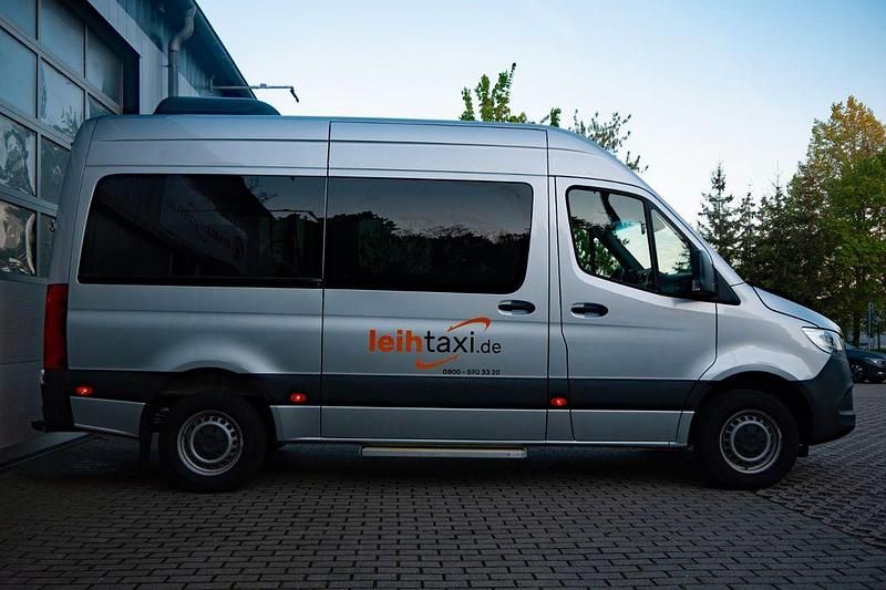 Gebraucht Mercedes Sprinter 170 PS (125 kW) 2023 Silber Van