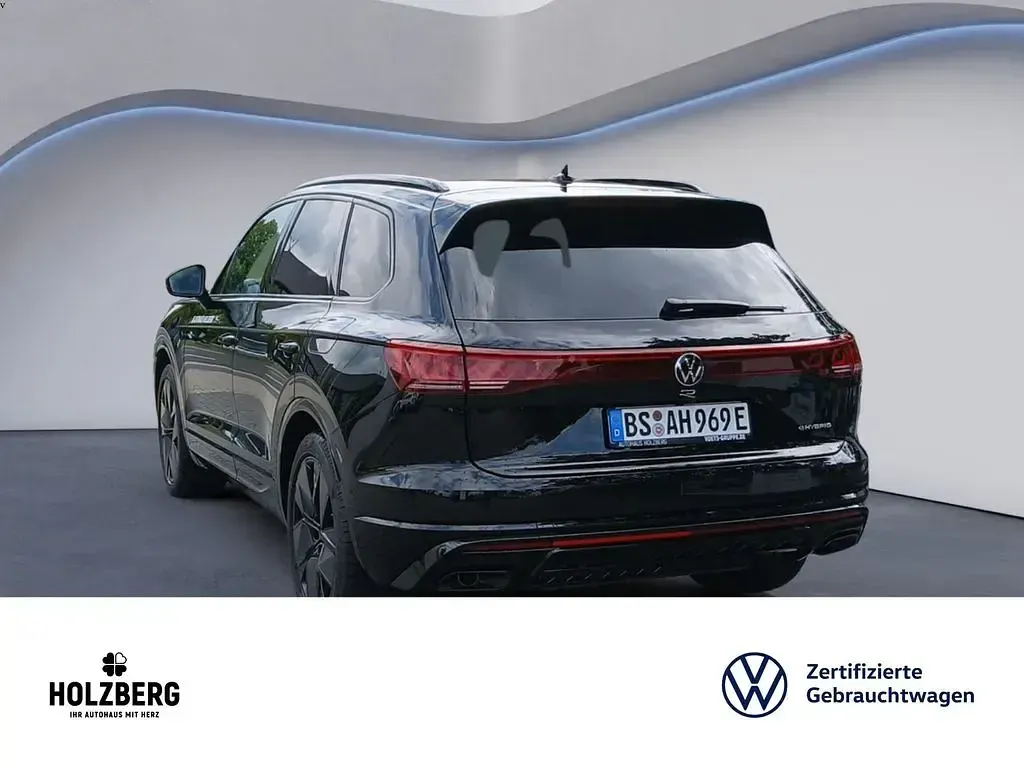 Gebraucht VW Touareg R 462 PS (339 kW) 2025 Schwarz SUV