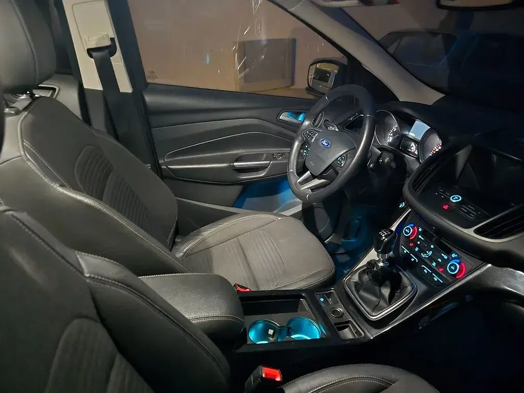 Używany Ford Kuga Titanium 150 KM (110 kW) 2019 Czarny SUV