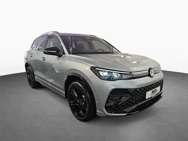 Neu VW Tiguan R-line 193 PS (141 kW) 2026 Silber SUV