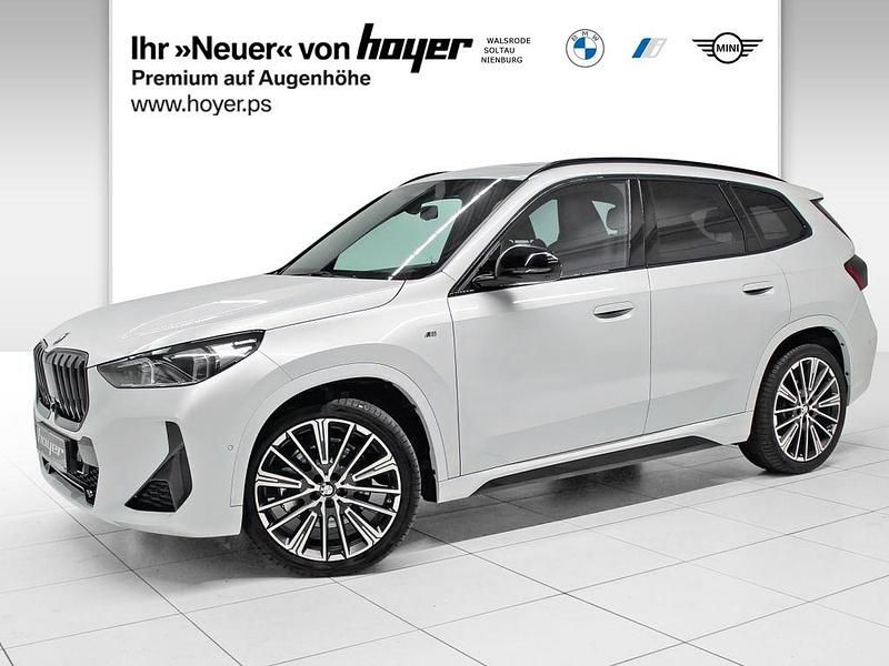 Mineralweiß Gebraucht 2023 BMW X1 M Sport SUV | 49.930 € - Bild 1/4
