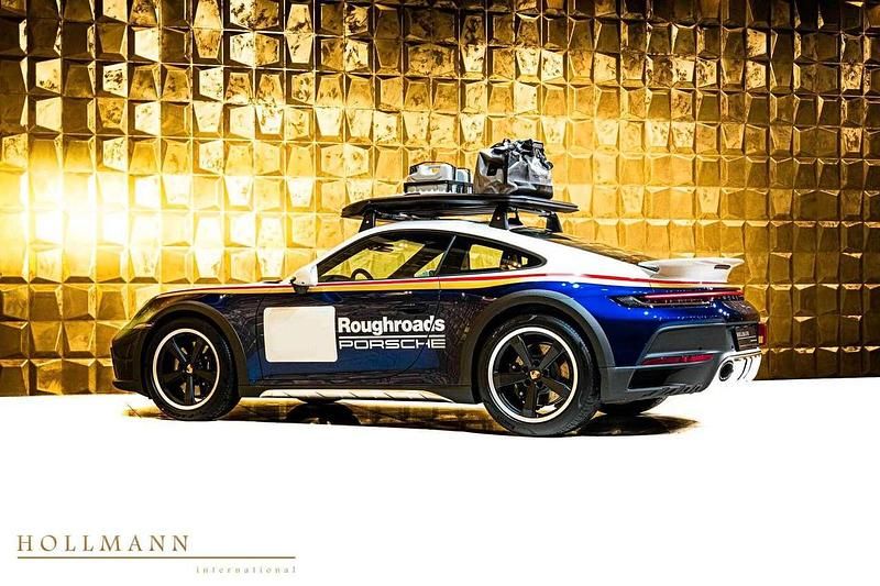 Neu Porsche 992 480 PS (353 kW) 2026 White, enzianblue Coupé