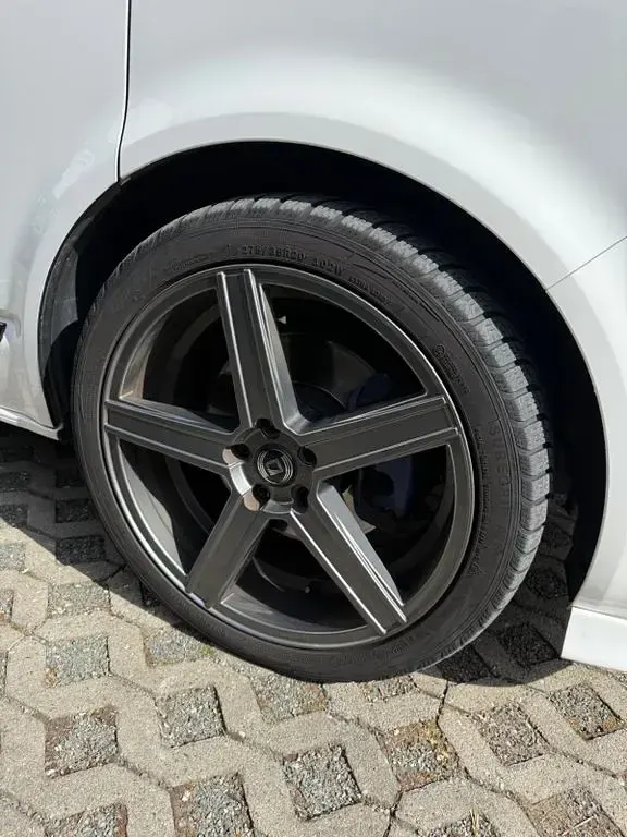 Gebraucht VW Multivan 204 PS (150 kW) 2020 Weiß Van / Kleinbus