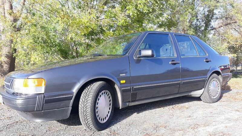 Grau Gebraucht 1989 Saab 9000 Limousine | 1.500 € - Bild 1/4