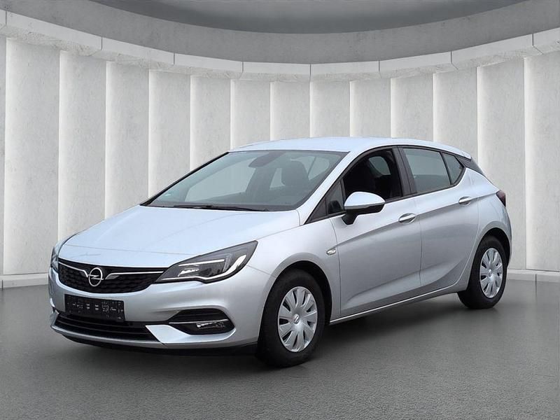 Gebraucht Opel Astra Business Edition 110 PS (80 kW) 2020 Silber metallic[silber] Limousine