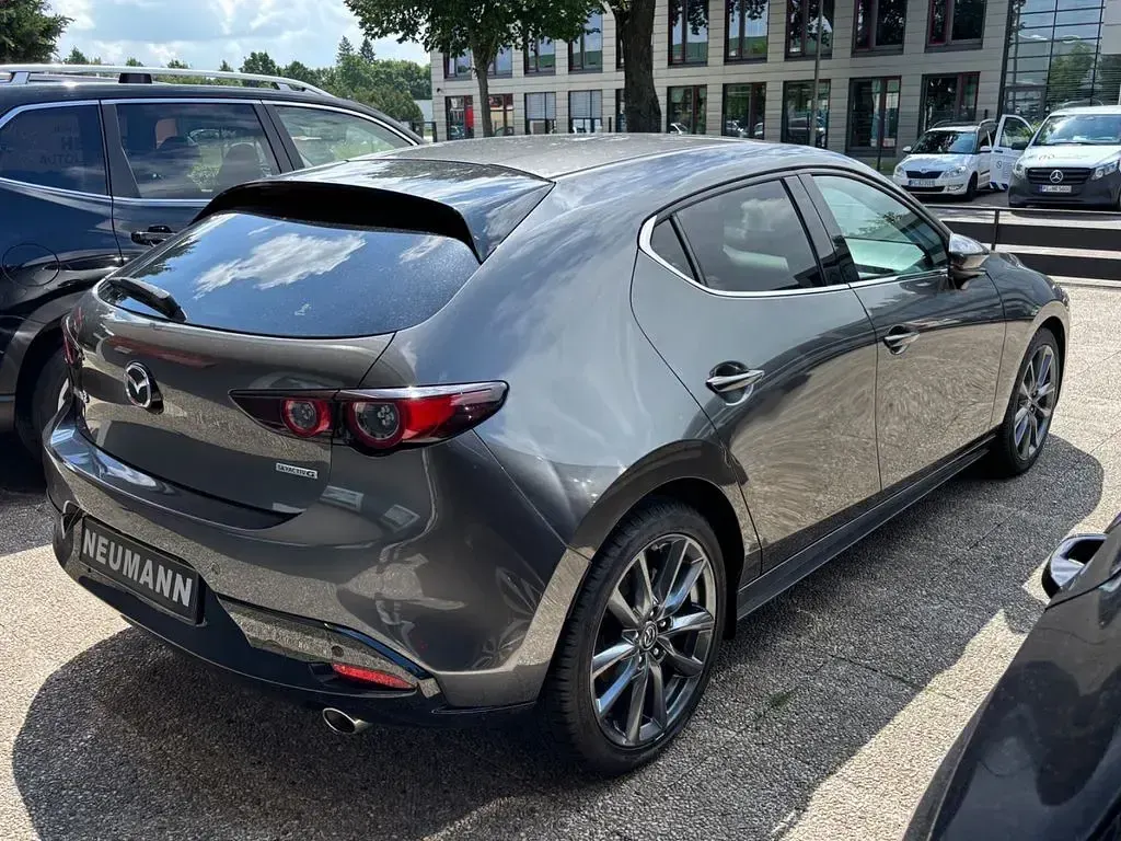 Gebraucht Mazda 3 Selection 122 PS (89 kW) 2019 Grau Limousine