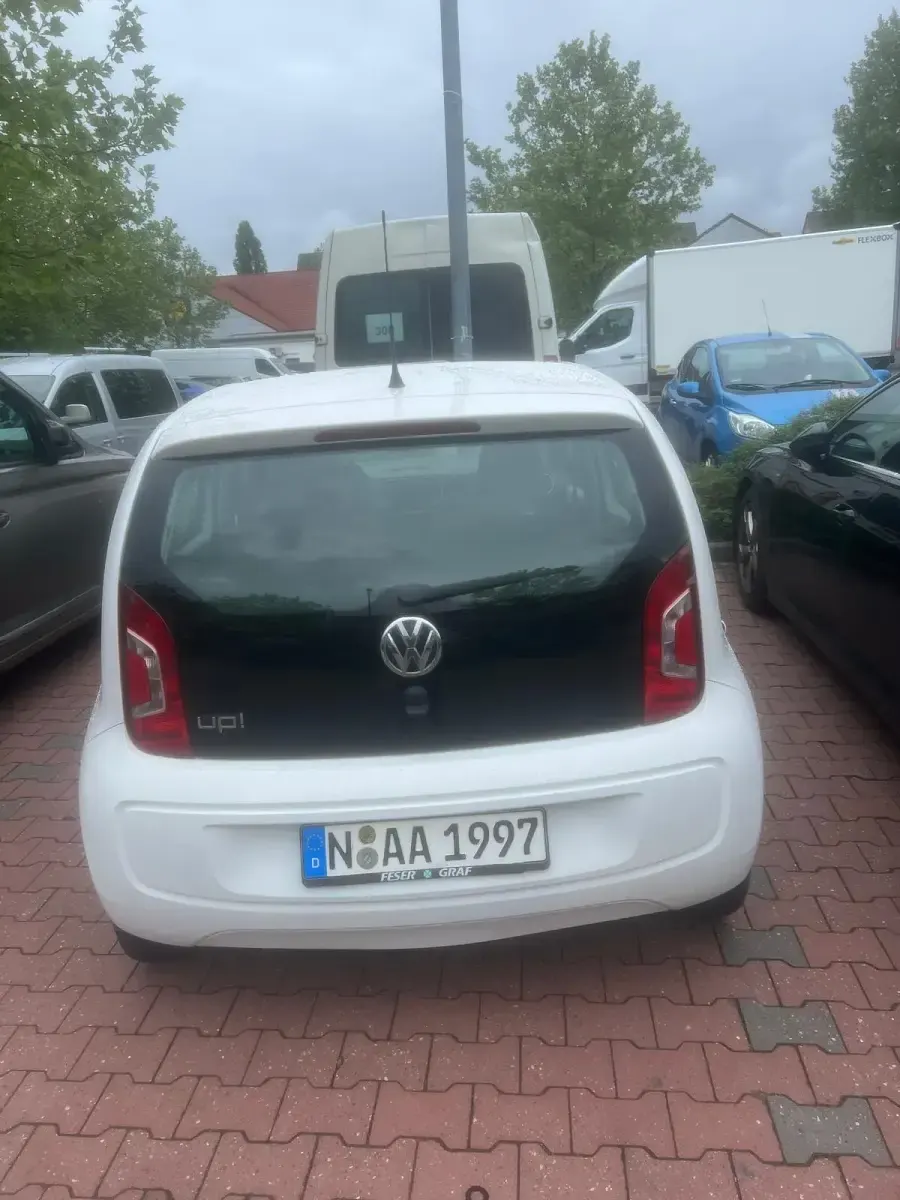 Gebraucht VW up! 65 PS (47 kW) 2012 Weiß Kleinwagen
