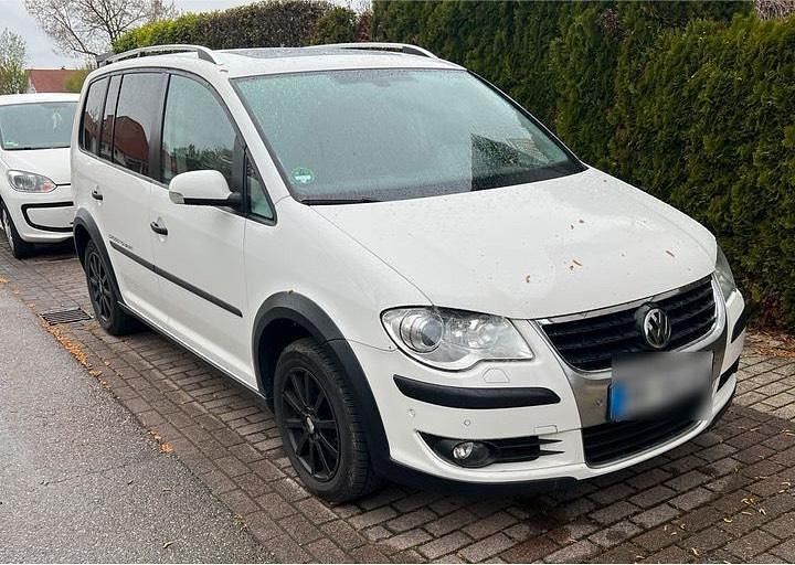 Gebraucht VW Touran Cross 170 PS (125 kW) 2008 Weiß Van / Kleinbus