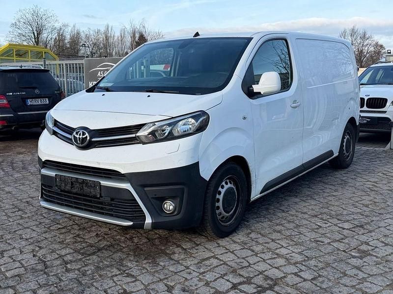 Gebraucht Toyota Proace 116 PS (85 kW) 2018 Weiß Van / Kleinbus