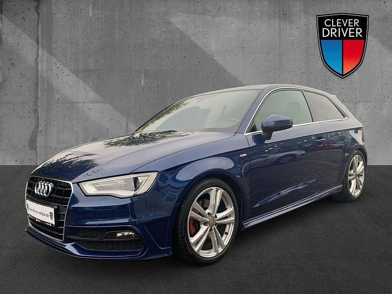 Scubablau metallic (metallic) Gebraucht 2015 Audi A3 S-Line Limousine | 12.880 € (Guter Preis) - Bild 1/4