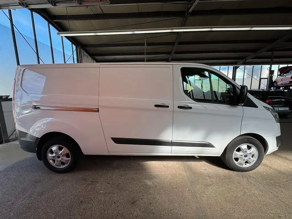 Gebraucht Ford Transit Custom Trend 170 PS (125 kW) 2017 Weiß Van / Kleinbus