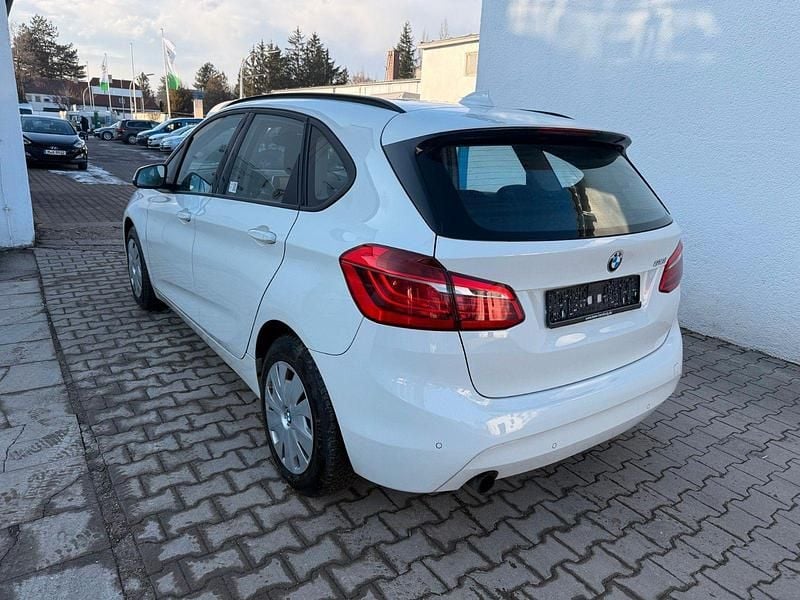Gebraucht BMW 218 Advantage 136 PS (100 kW) 2016 Weiß Kombi