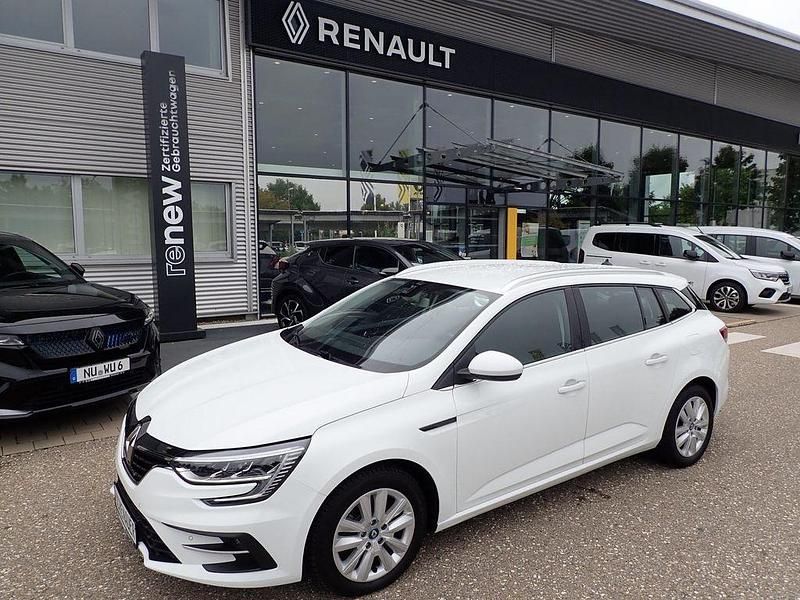 Weiß Gebraucht 2023 Renault Mégane IV Equilibre Limousine | 22.990 € (Fairer Preis) - Bild 1/4