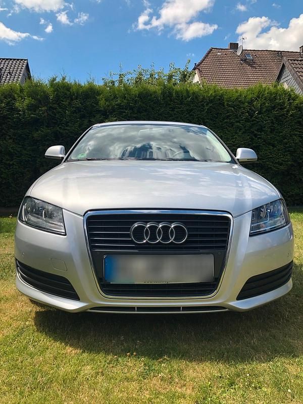 Gebraucht Audi A3 Sportback 103 PS (75 kW) 2009 Silber Kleinwagen
