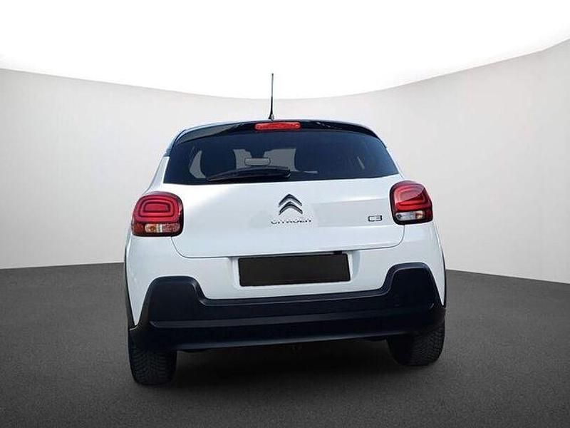 Second-hand Citroën C3 Shine 110 CP (80 kW) 2023 Alb Hatchback