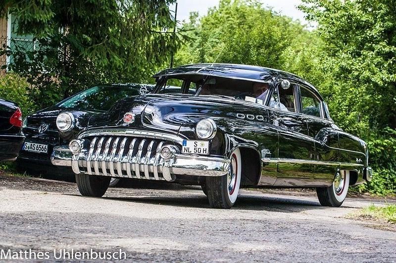 Schwarz Gebraucht 1950 Buick Roadmaster Limousine | 56.900 € - Bild 1/4