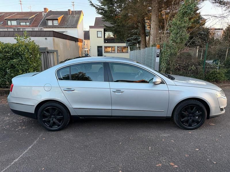 Gebraucht VW Passat Comfortline 140 PS (102 kW) 2006 Silber Limousine