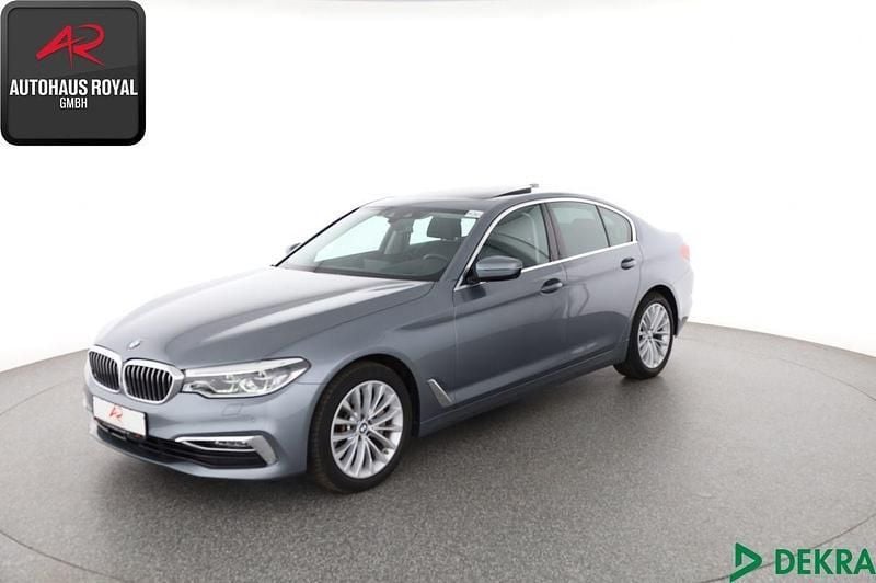 Blau (metallic) Gebraucht 2020 BMW 530 M Sport Limousine | 35.370 € (Superpreis) - Bild 1/4