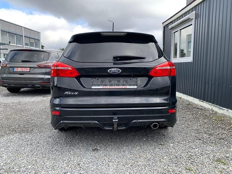Gebraucht Ford Focus ST-Line 150 PS (110 kW) 2016 Schwarz Kombi