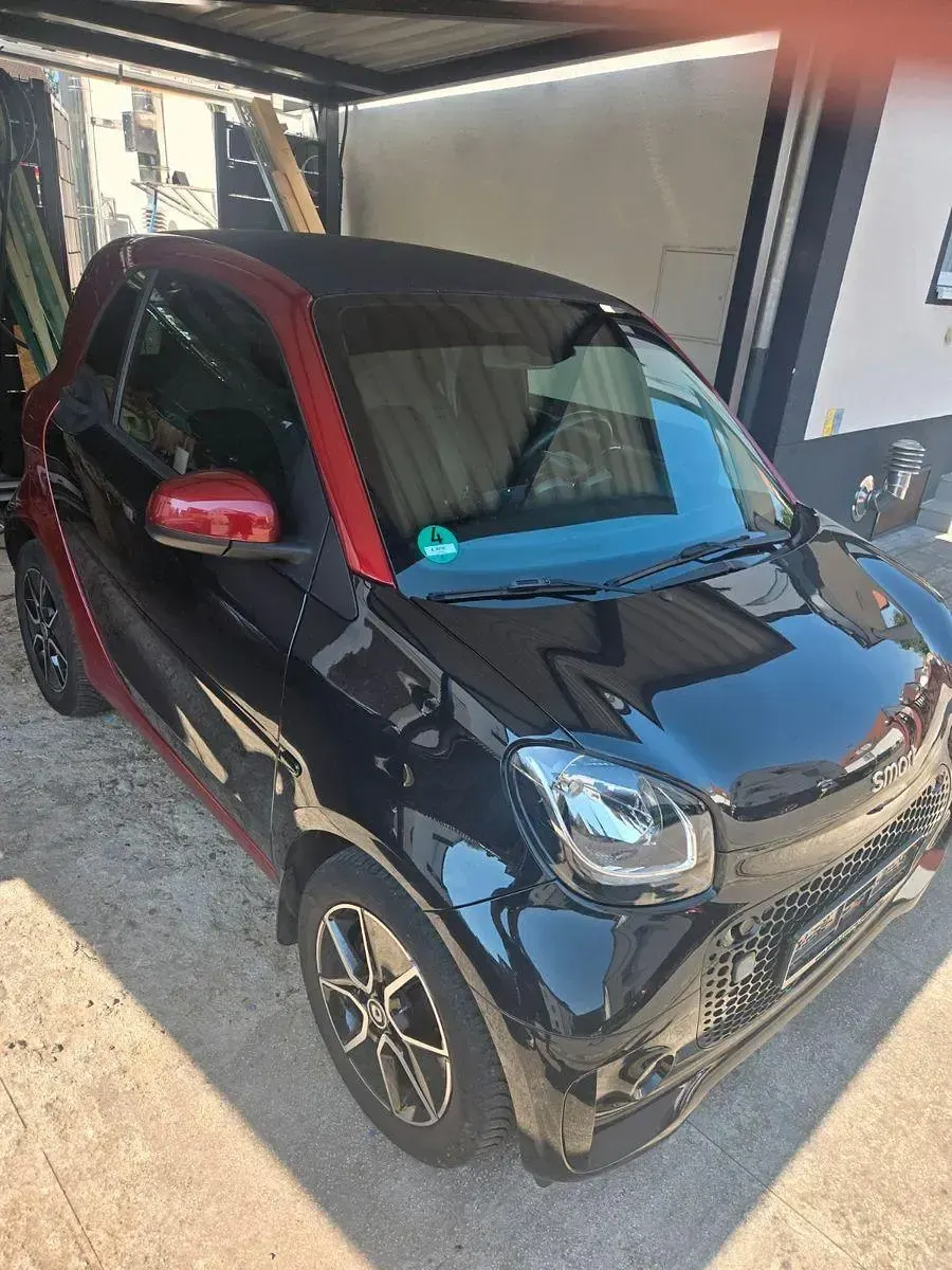 Gebraucht Smart ForTwo Coupé Passion 60 kW (82 PS) 2021 Schwarz Kleinwagen